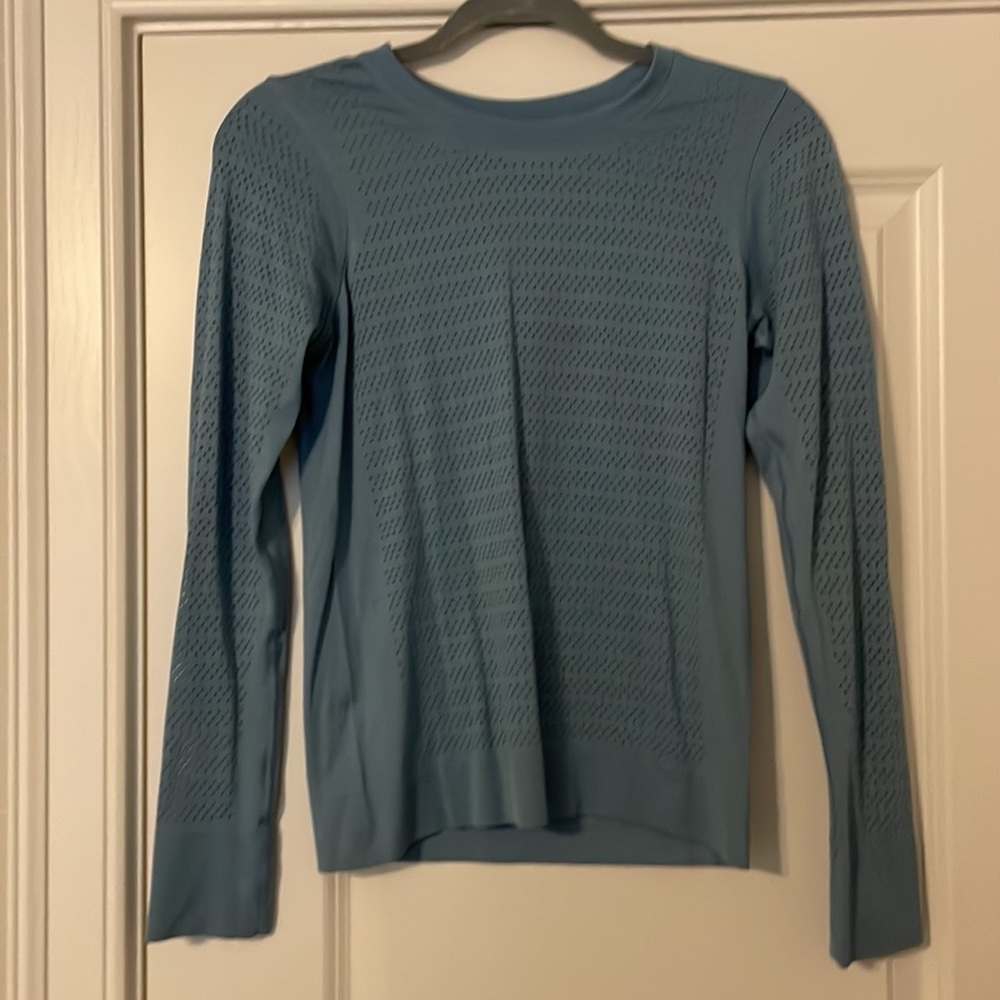 Rare Blue Lululemon long sleeve shirt